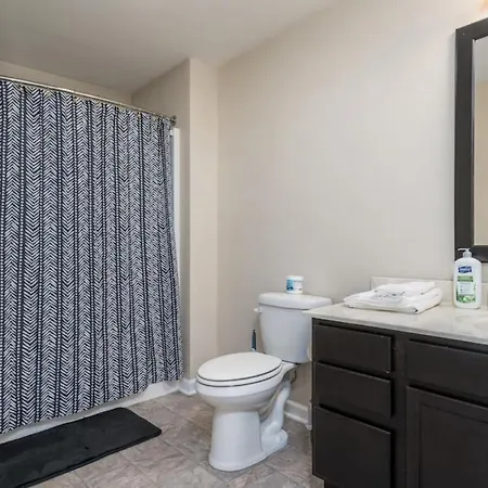 Private Bed Downtown Indy - Shared Apartamento Indianápolis Exterior foto